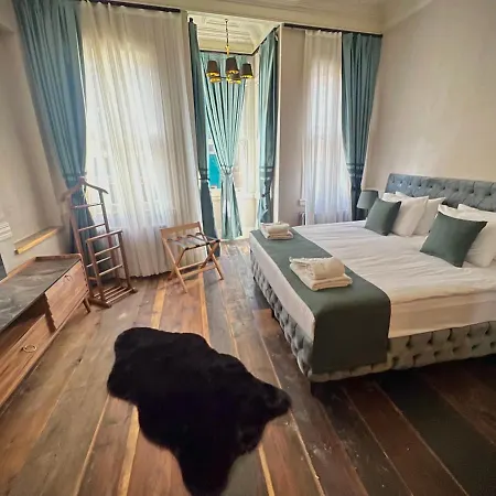 Olivera Suites Balat בית אירוח