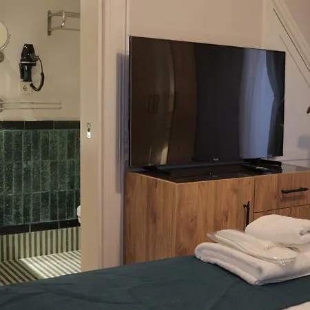 Homestay Olivera Suites Balat Istanbul