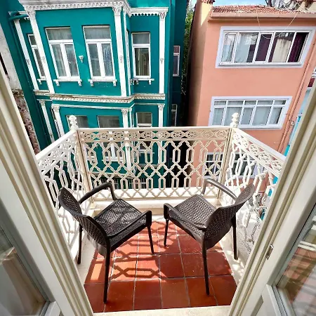 Olivera Suites Balat Homestay Istanbul